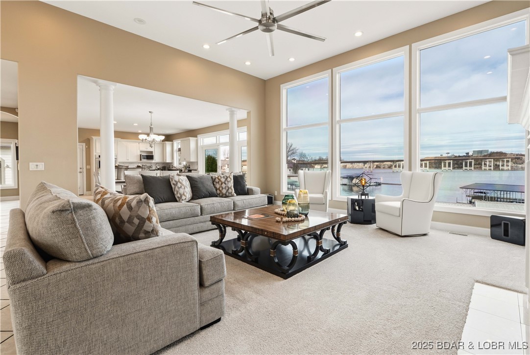 La Riva Est - Residential