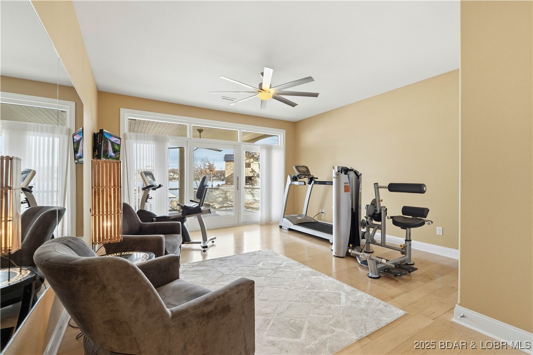 La Riva Est - Residential