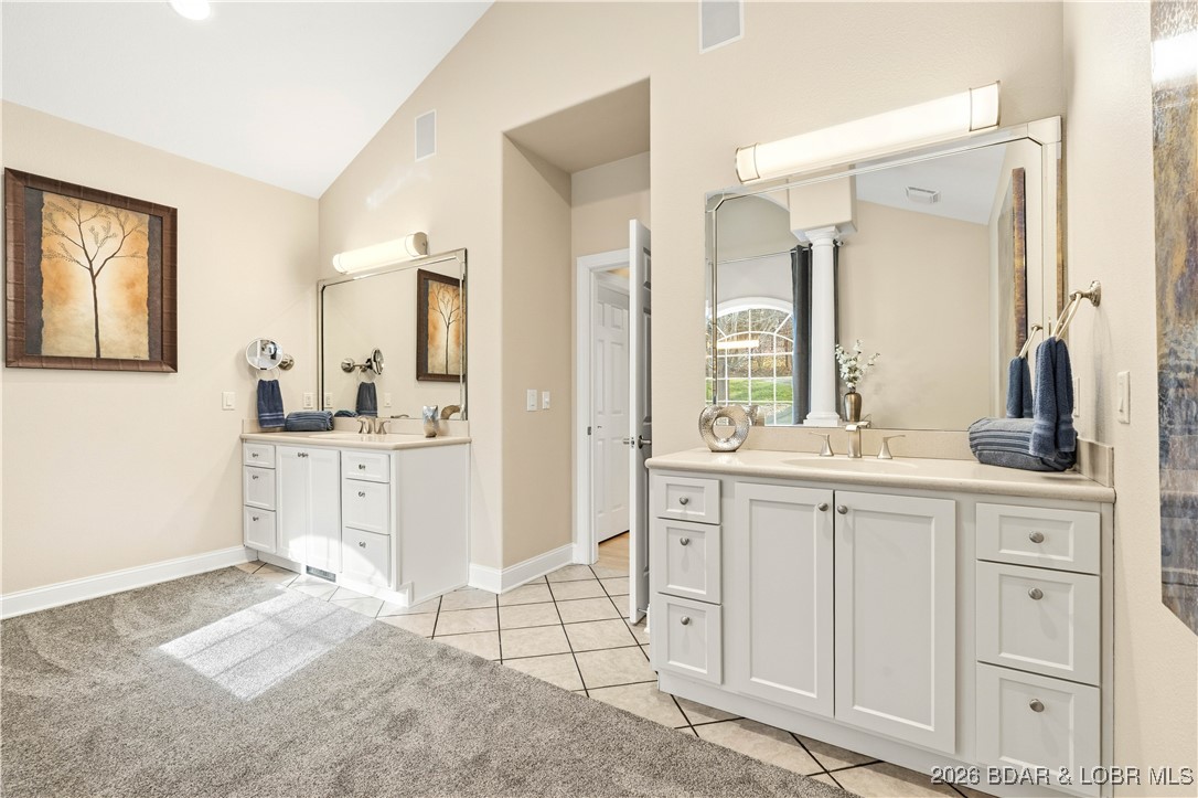 La Riva Est - Residential