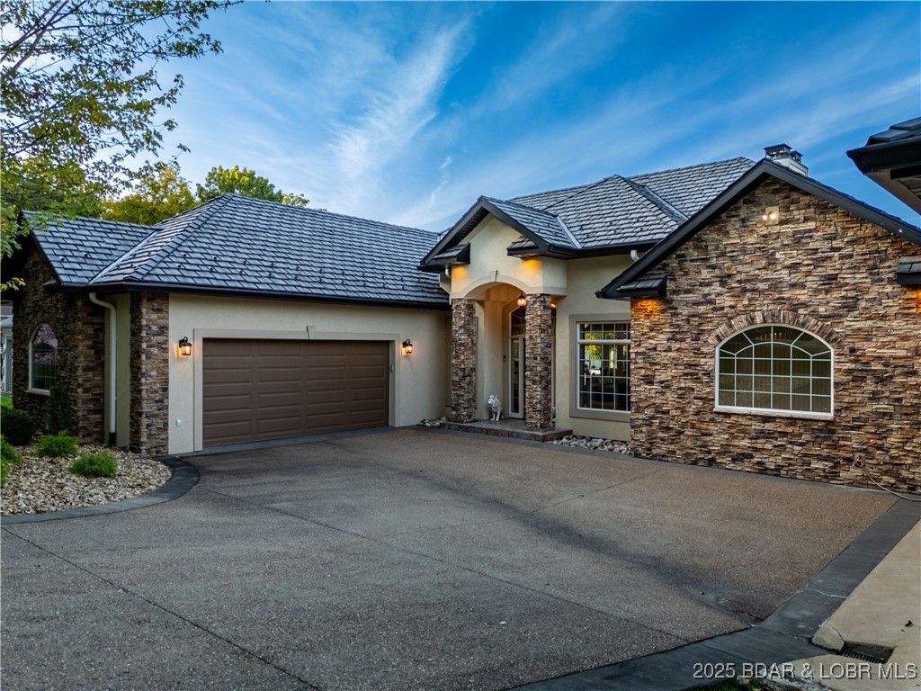 La Riva Est - Residential