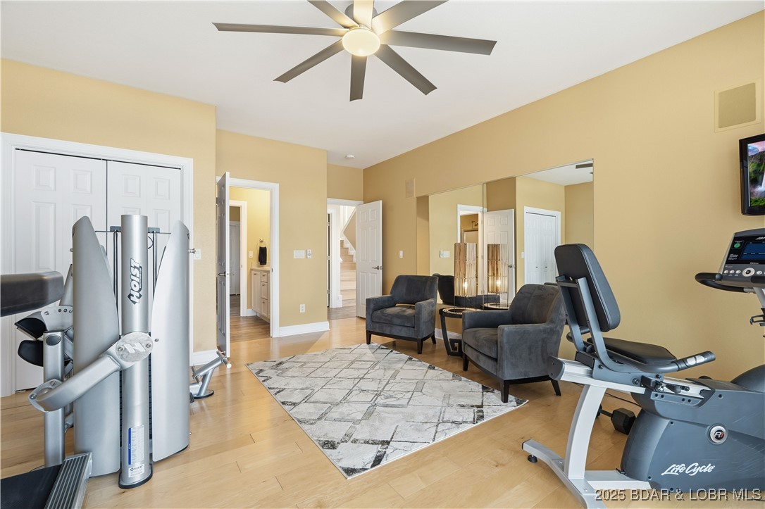 La Riva Est - Residential