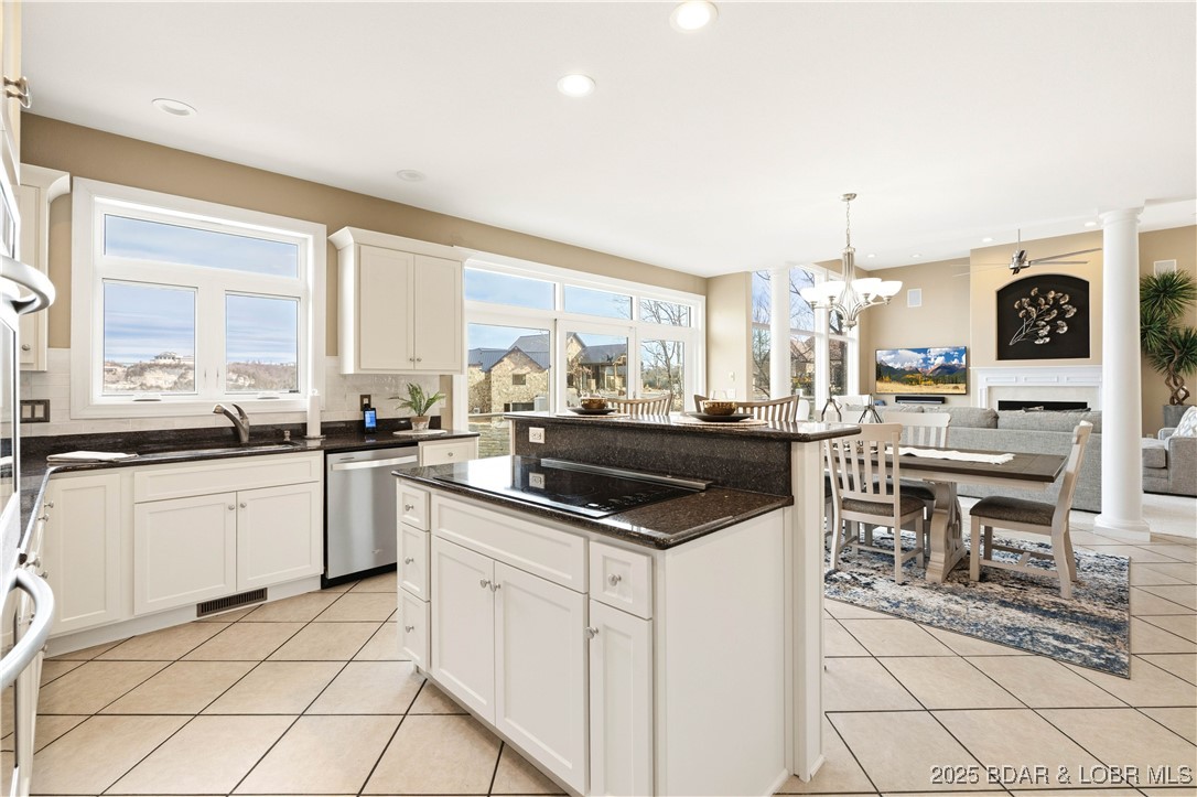 La Riva Est - Residential