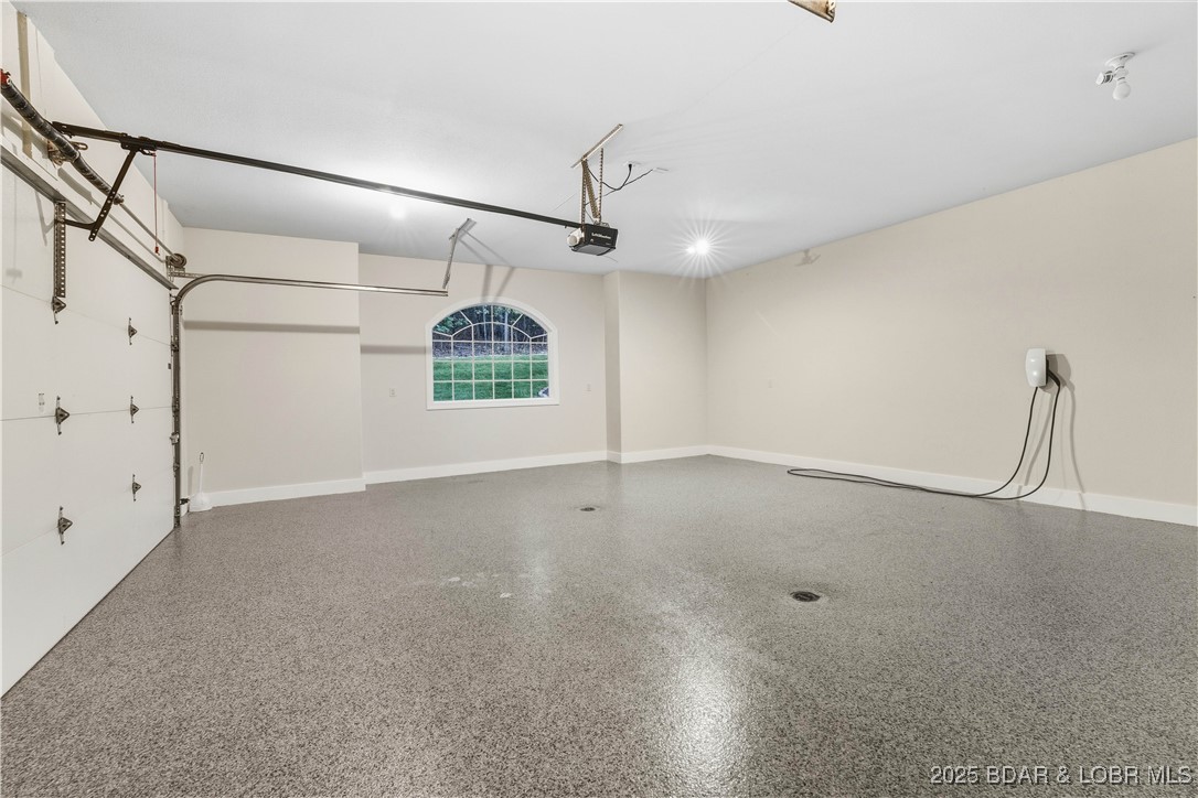 La Riva Est - Residential