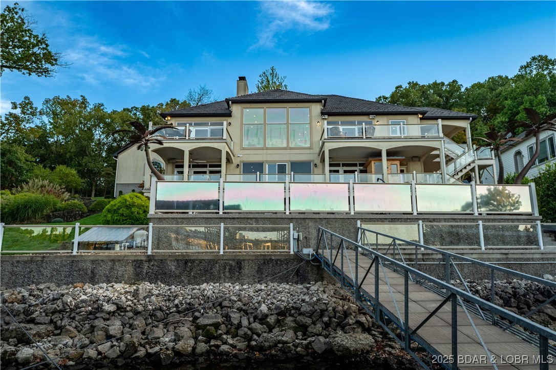 La Riva Est - Residential