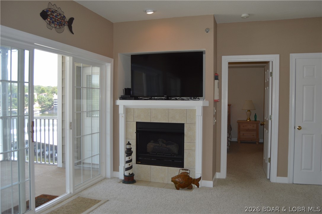 Lighthouse Pointe Condominium - Residential