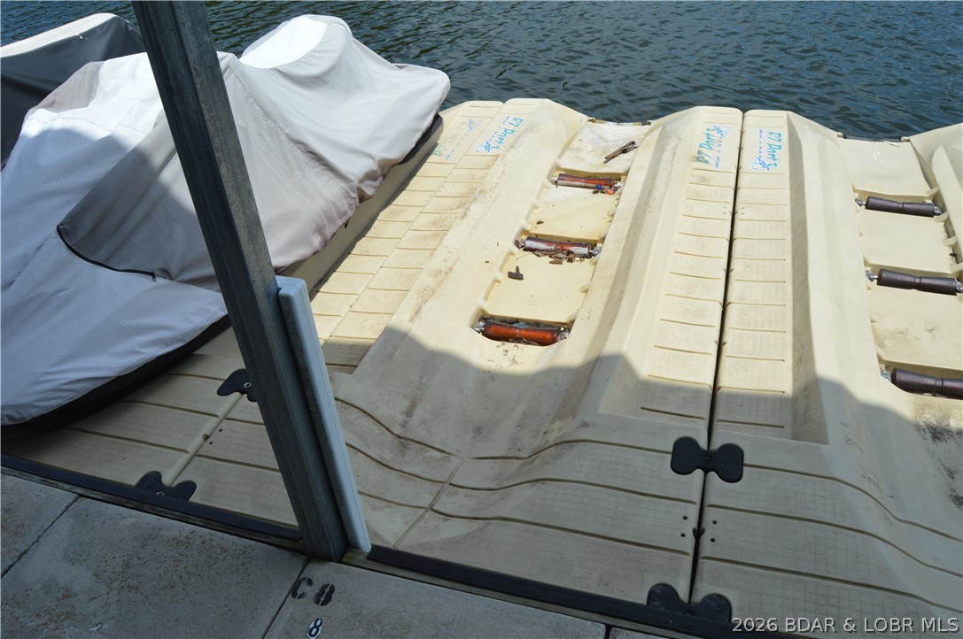 Lighthouse Pointe Condominium - Residential