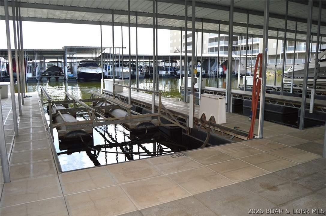 Lighthouse Pointe Condominium - Residential