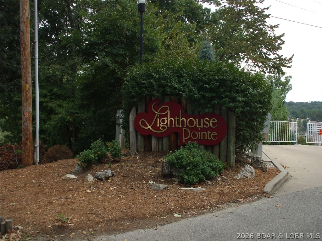 Lighthouse Pointe Condominium - Residential