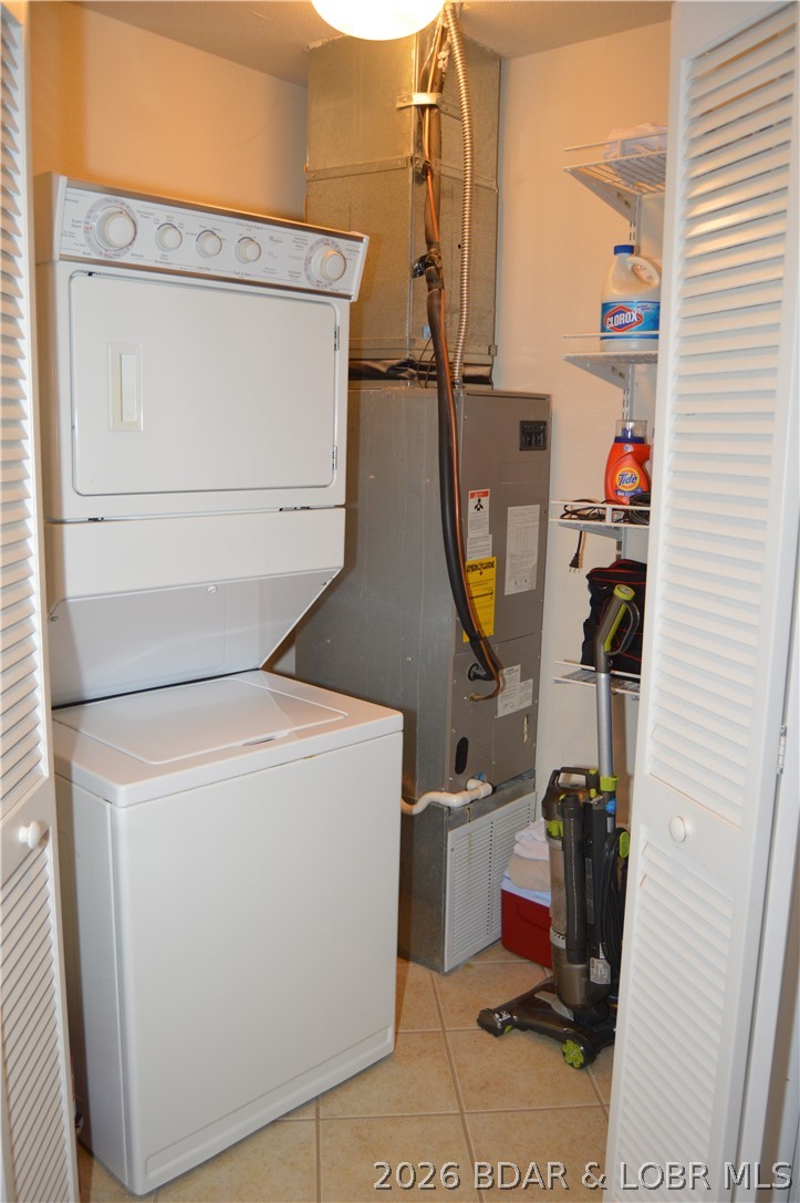 Lighthouse Pointe Condominium - Residential