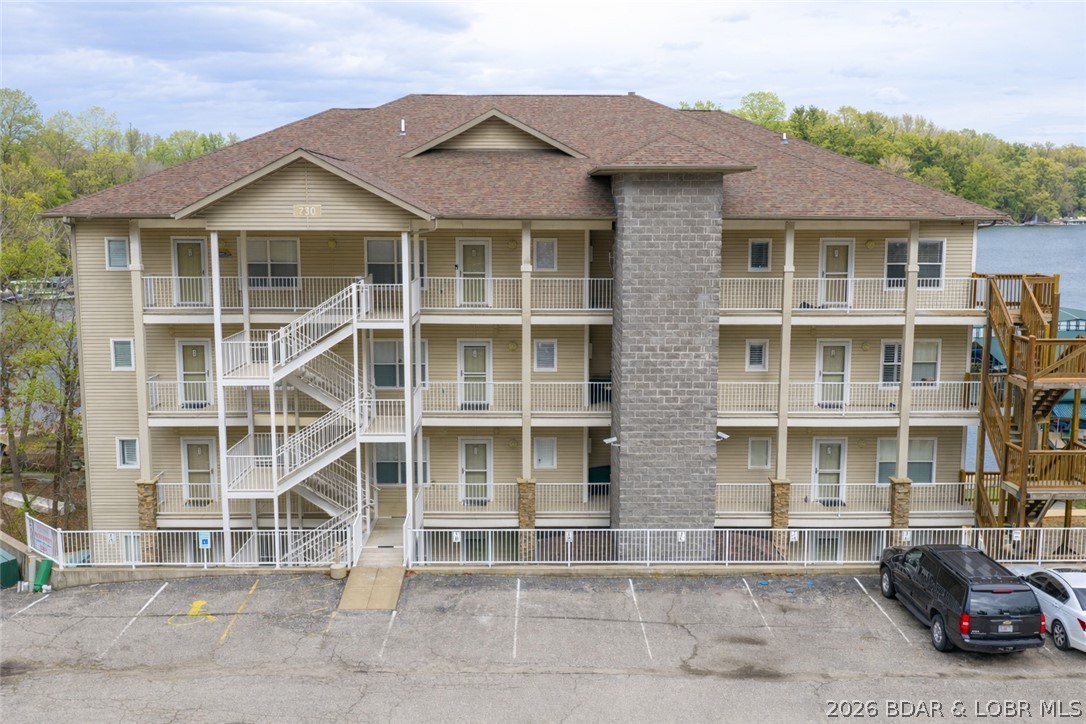 Pointe Royale Condominiums - Residential