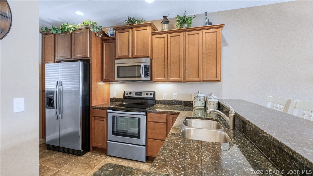 Pointe Royale Condominiums - Residential