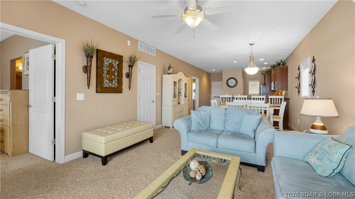 Pointe Royale Condominiums - Residential