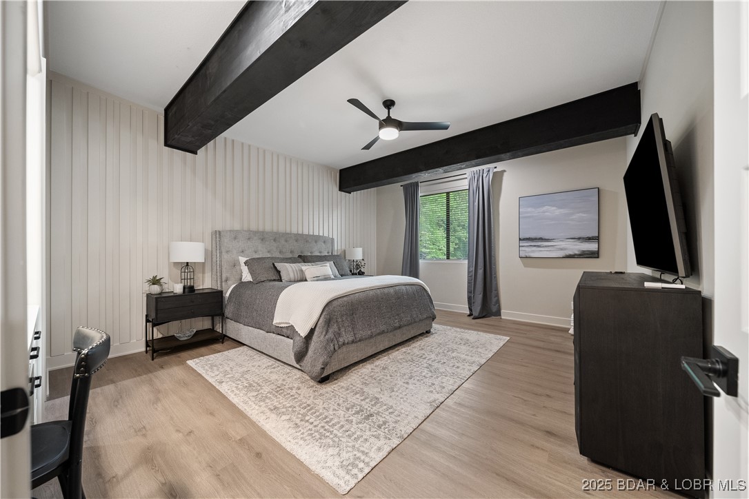 Porto Cima, Missouri 65079, United States, 4 Bedrooms Bedrooms, ,3 BathroomsBathrooms,Residential,Pending,130940