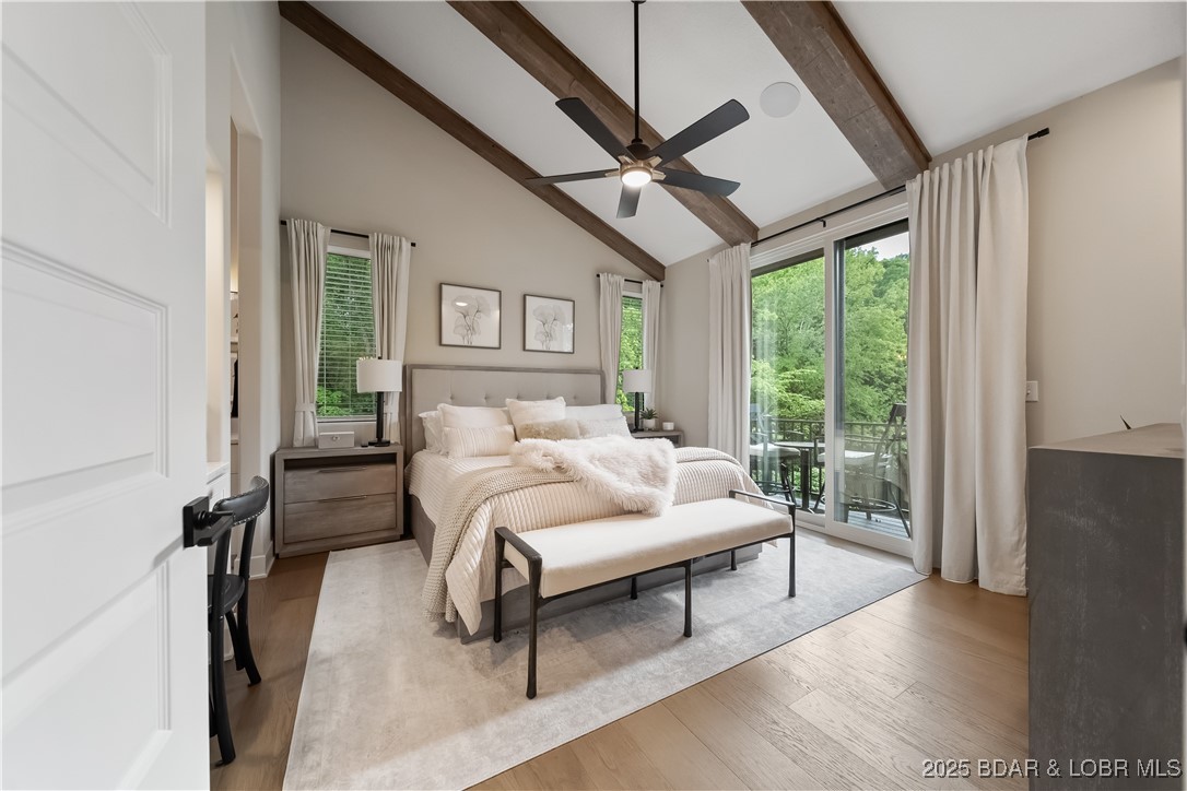 Porto Cima, Missouri 65079, United States, 4 Bedrooms Bedrooms, ,3 BathroomsBathrooms,Residential,Pending,130940