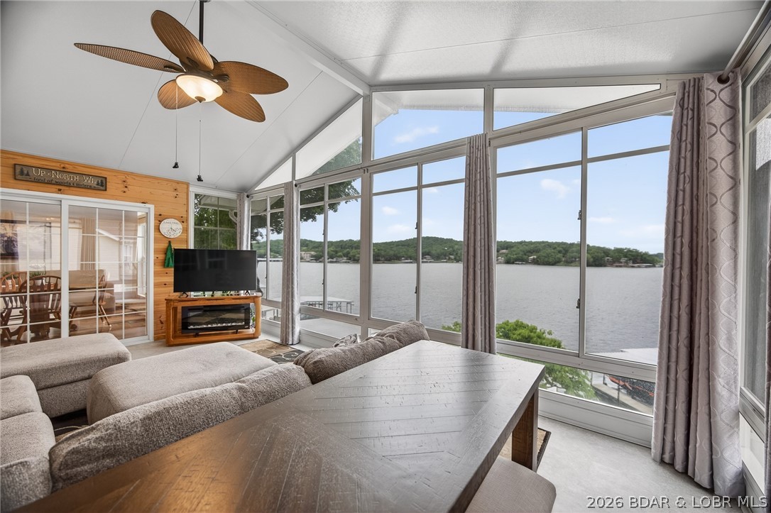 Diamond Head - Residential