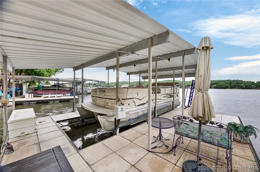 Diamond Head - Residential