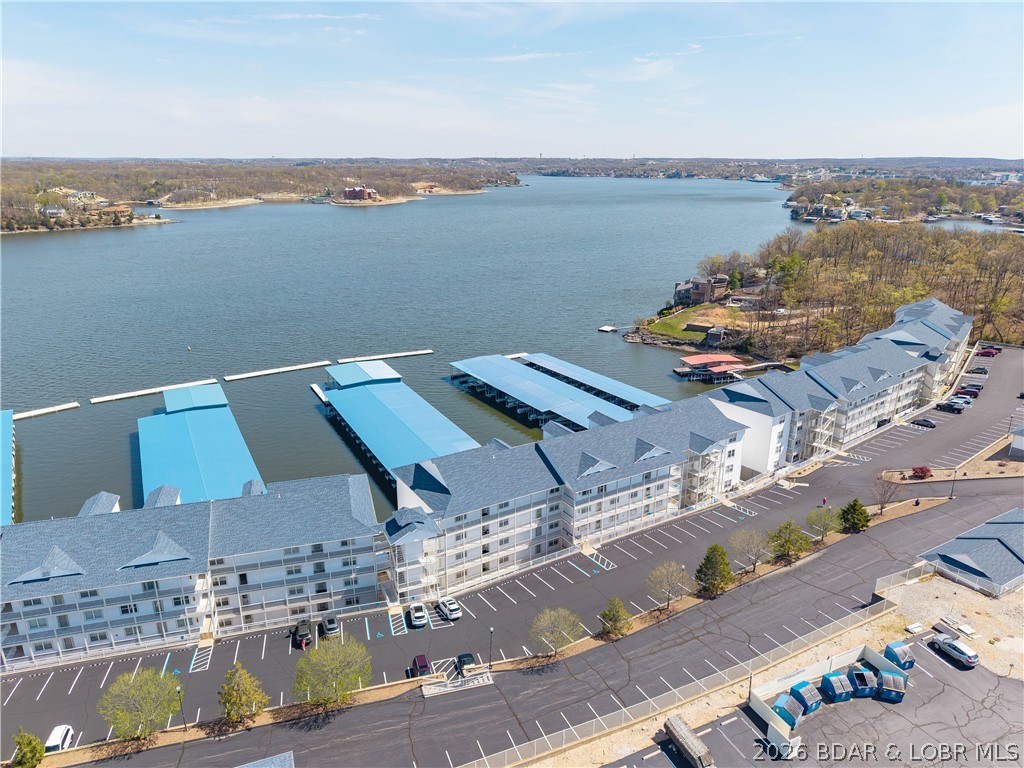 Stoneledge Condominium - Residential