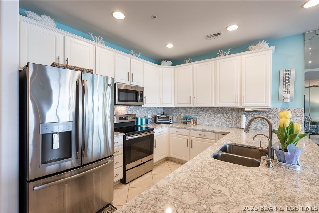 Stoneledge Condominium - Residential