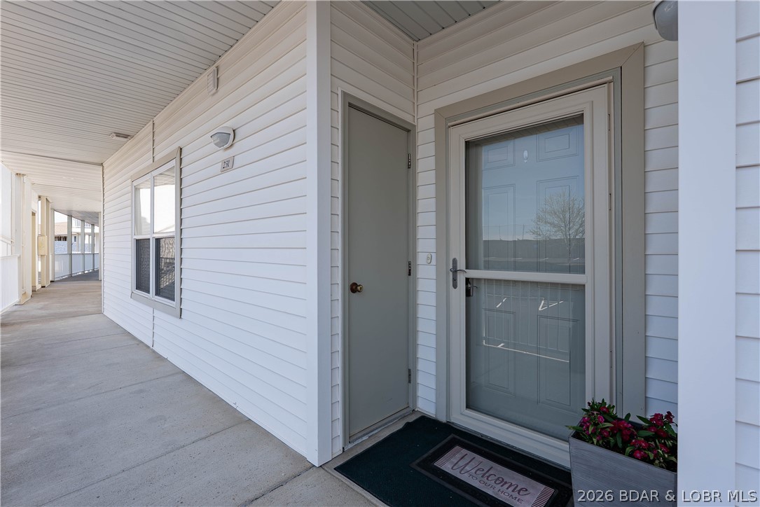 Stoneledge Condominium - Residential