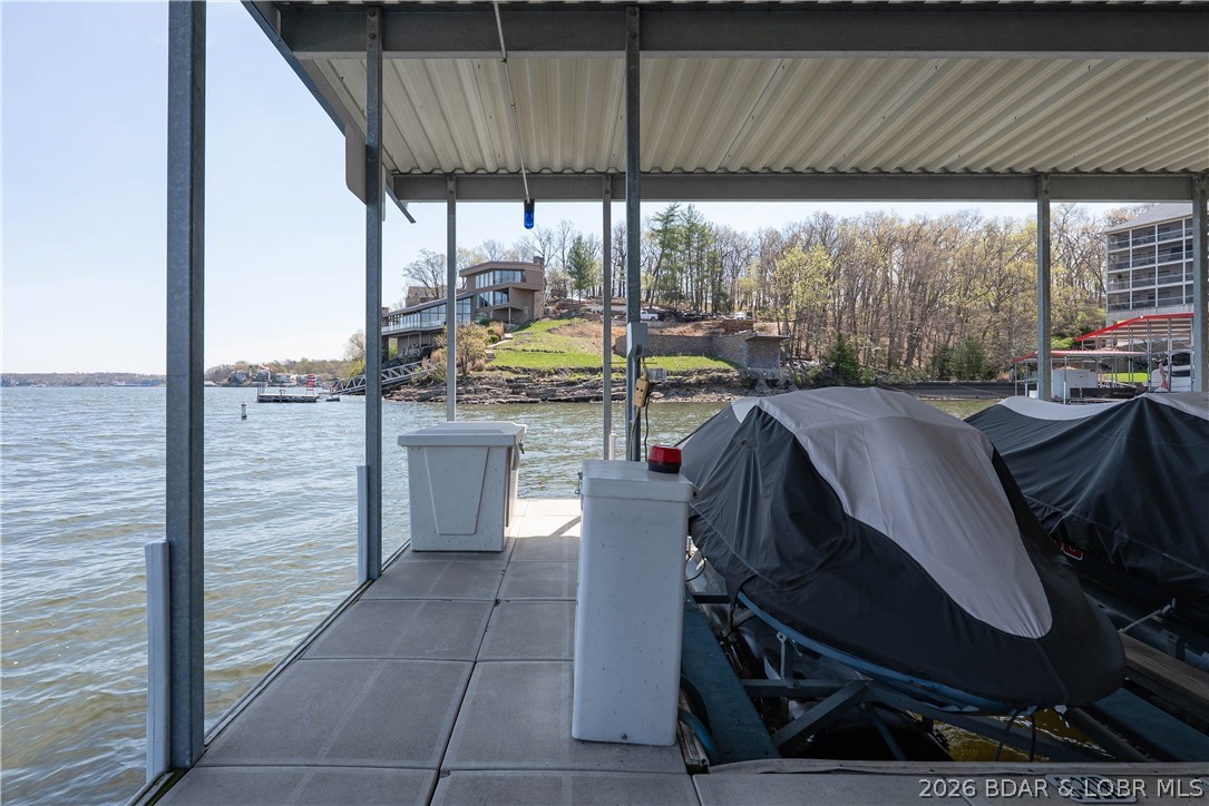 Stoneledge Condominium - Residential