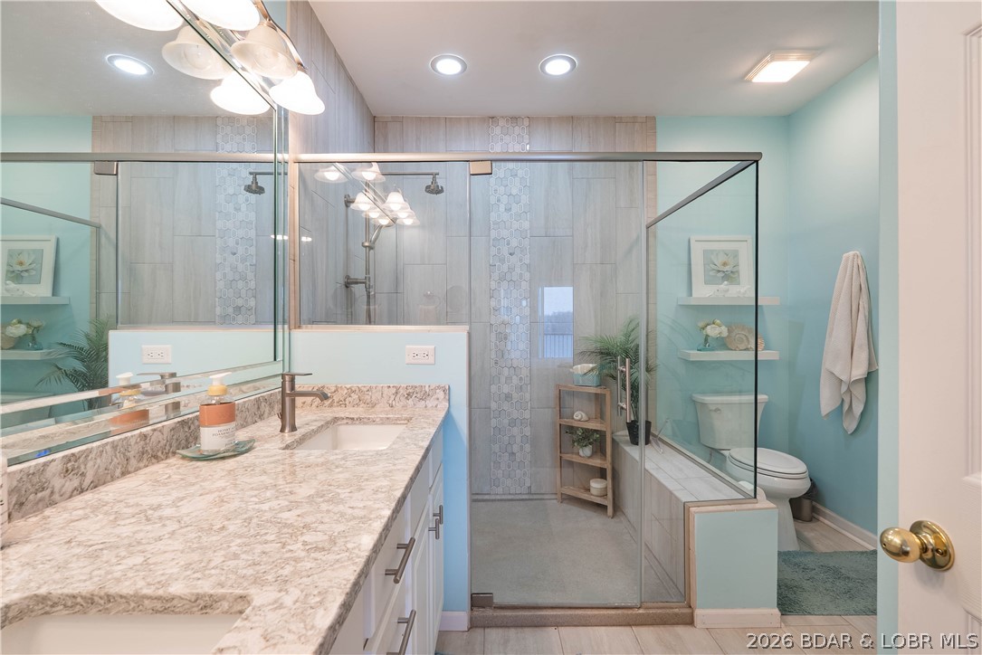 Stoneledge Condominium - Residential