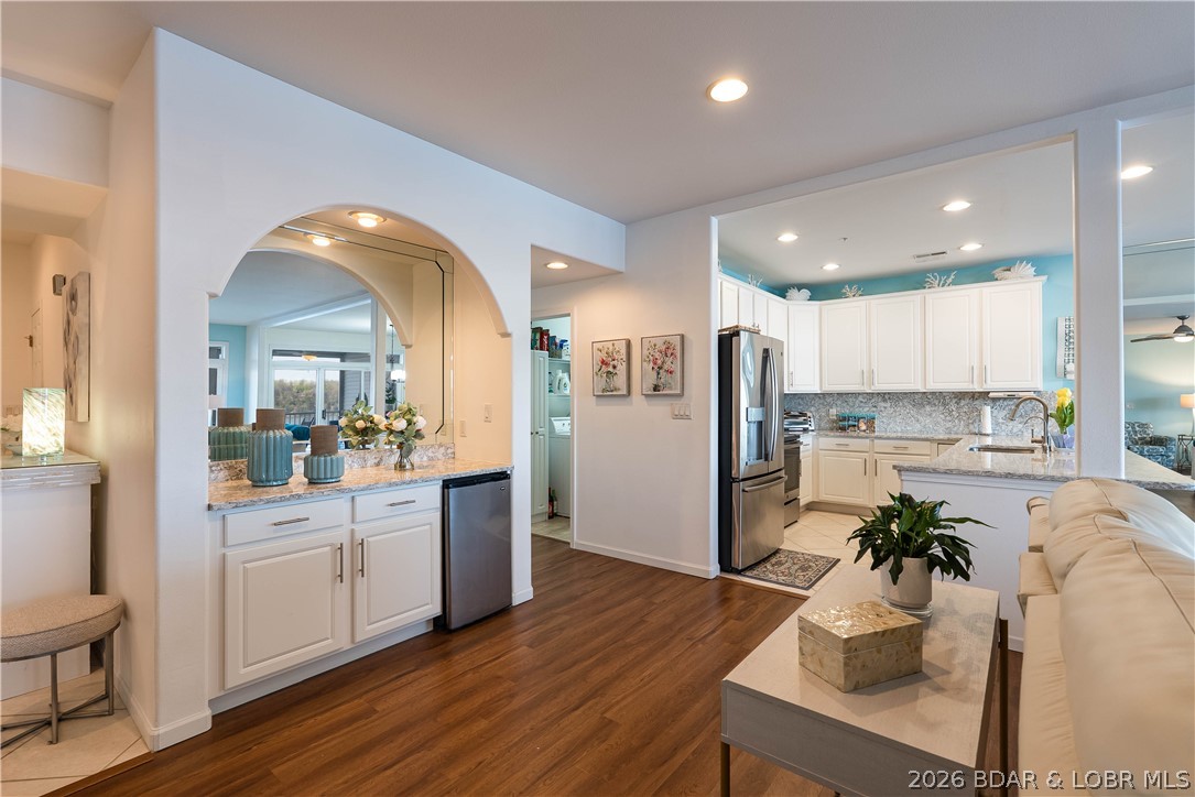 Stoneledge Condominium - Residential