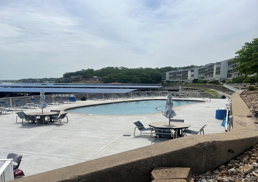 Stoneledge Condominium - Residential