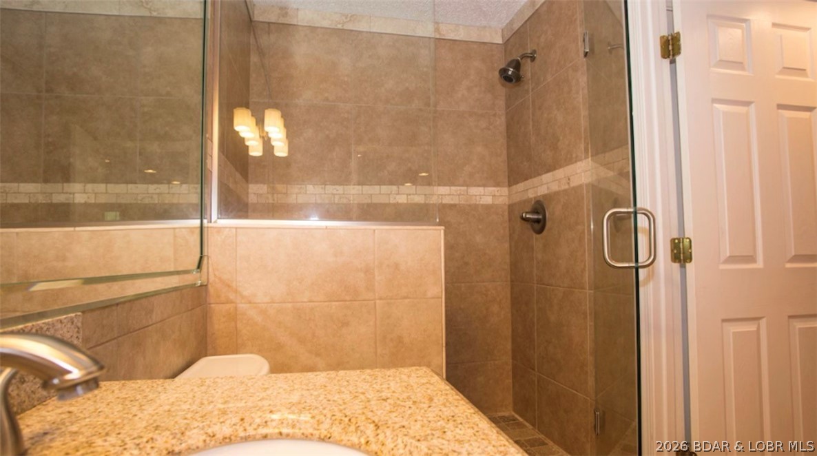 Hawks Nest Lodge Condominium - Residential