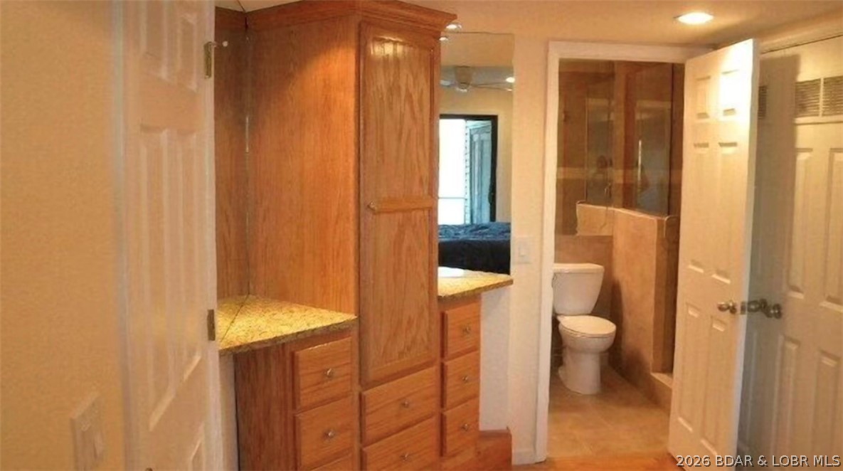 Hawks Nest Lodge Condominium - Residential