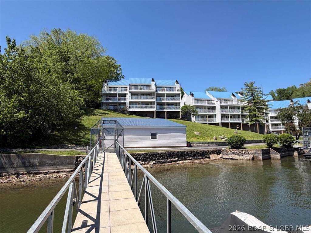 Hawks Nest Lodge Condominium - Residential