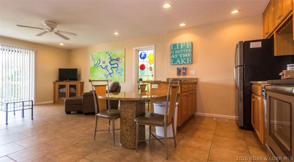 Hawks Nest Lodge Condominium - Residential