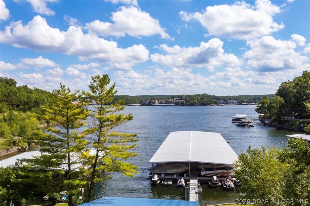 Hawks Nest Lodge Condominium - Residential