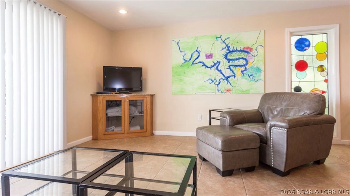 Hawks Nest Lodge Condominium - Residential