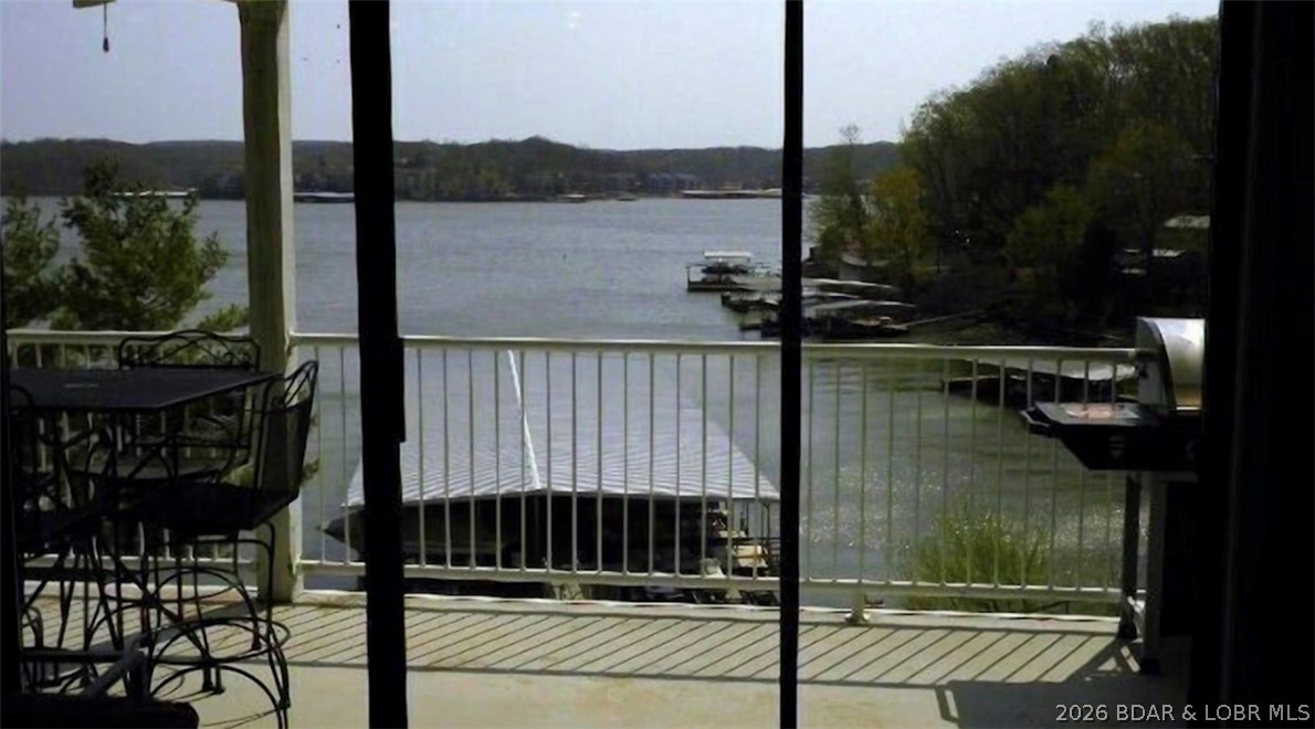 Hawks Nest Lodge Condominium - Residential