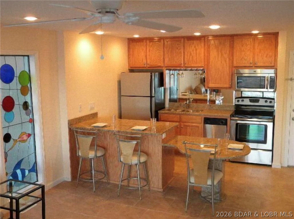 Hawks Nest Lodge Condominium - Residential