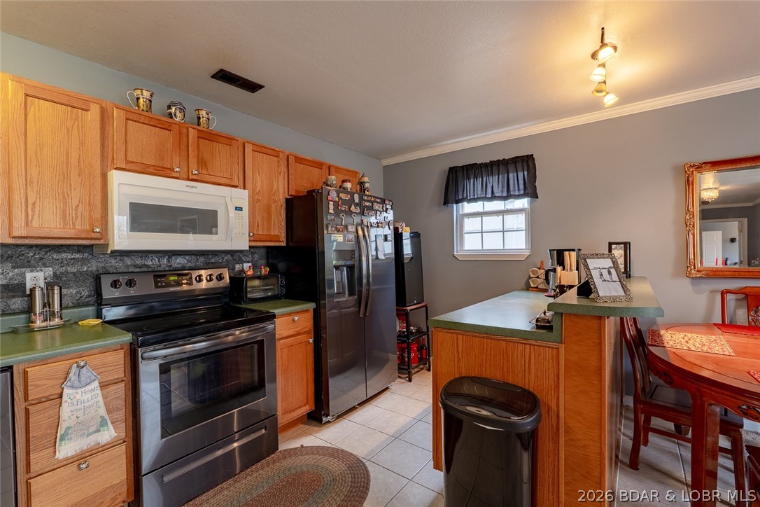 Cambridge Lake Estates - Residential