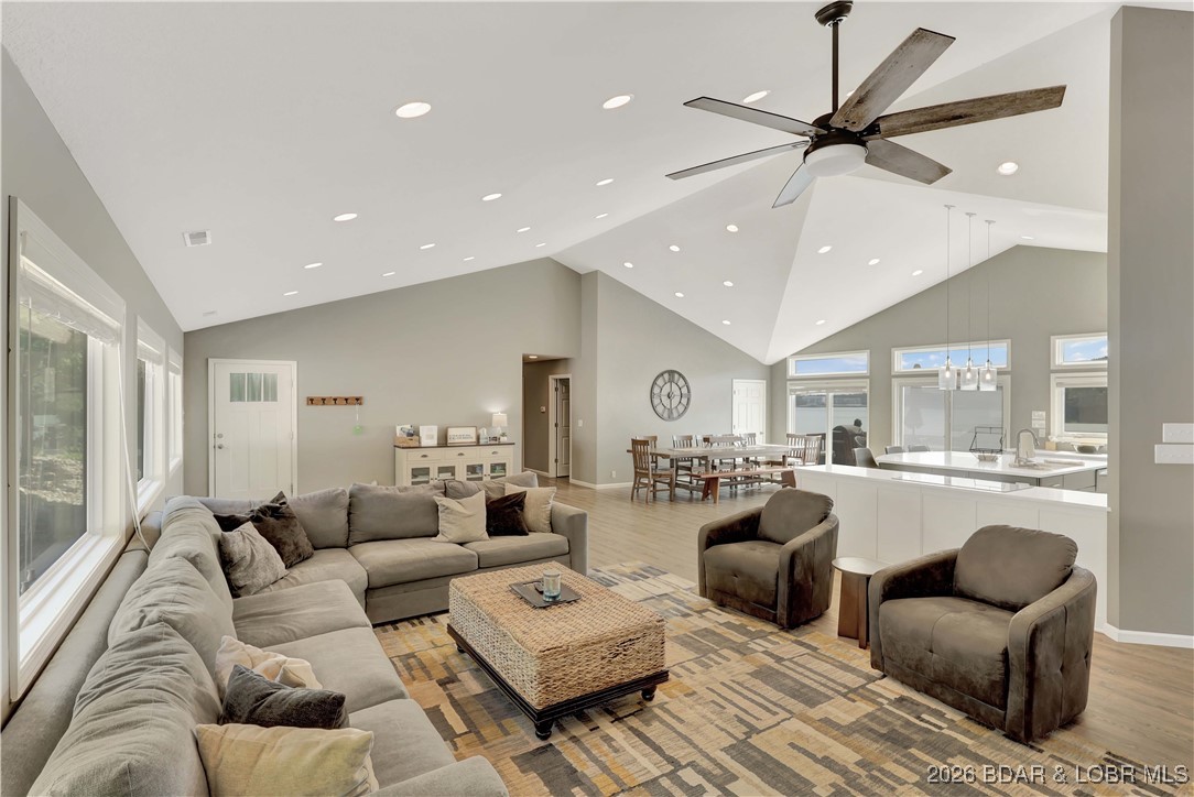 Shawnee Bend No. 5 - Residential