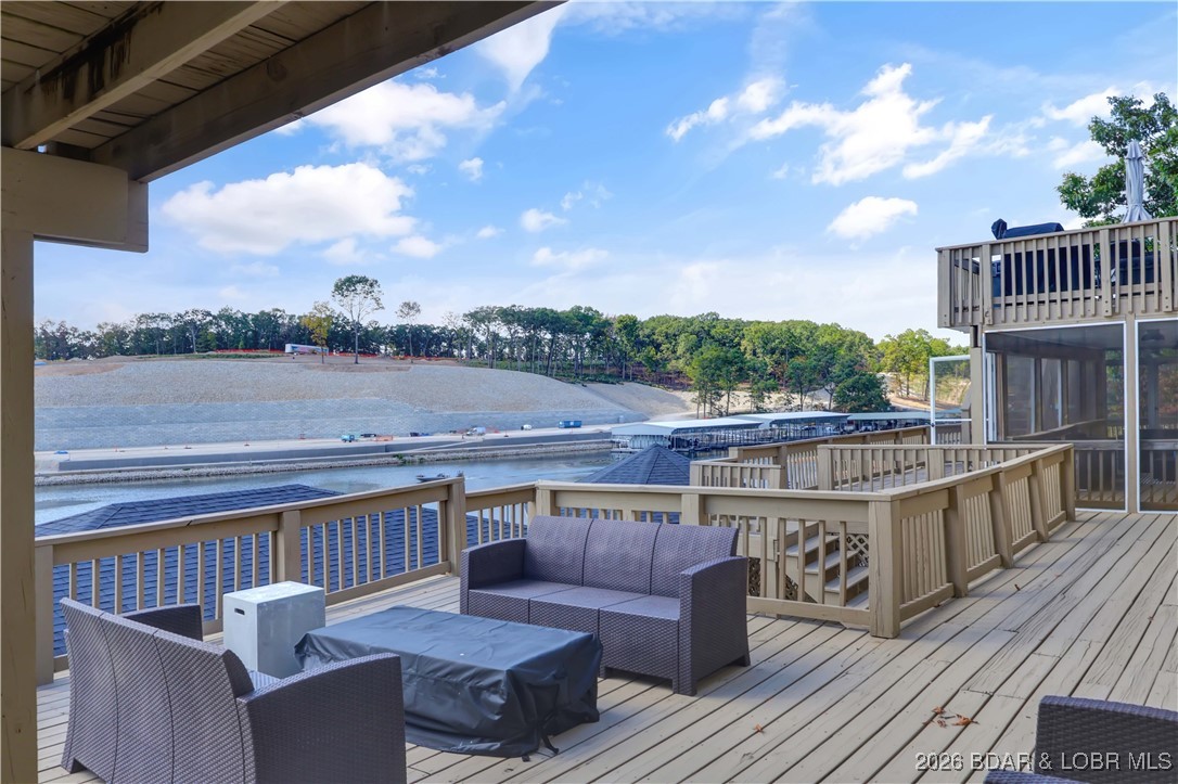 Shawnee Bend No. 5 - Residential