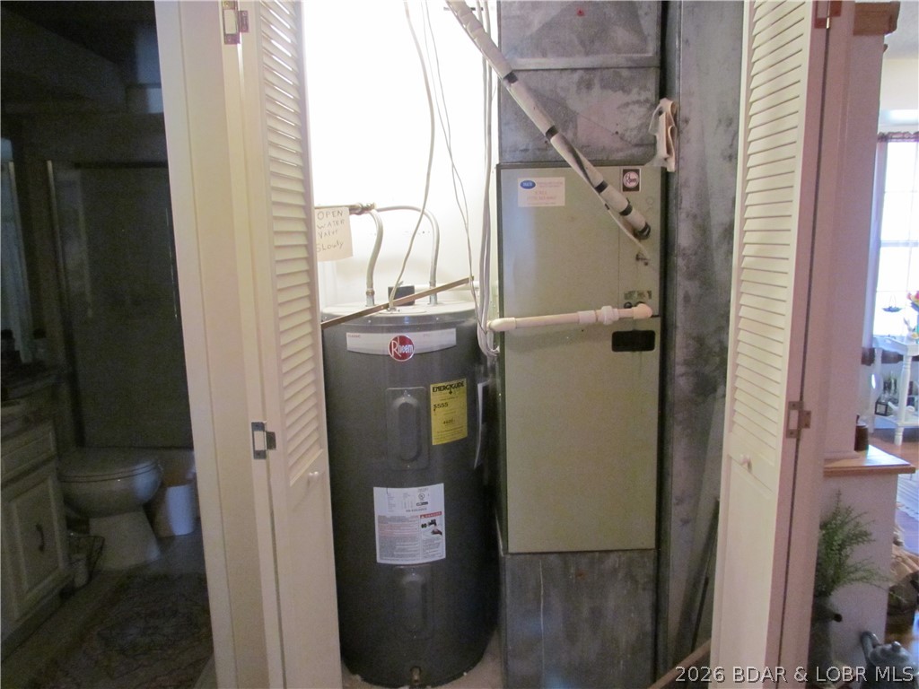 Waters Edge Condominium - Residential