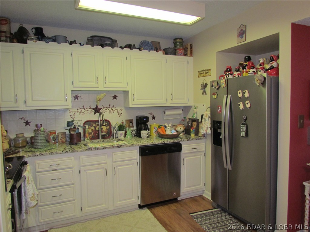 Waters Edge Condominium - Residential