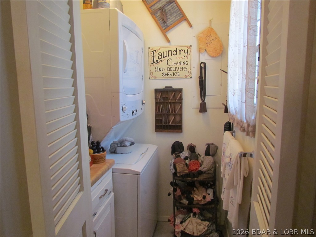 Waters Edge Condominium - Residential