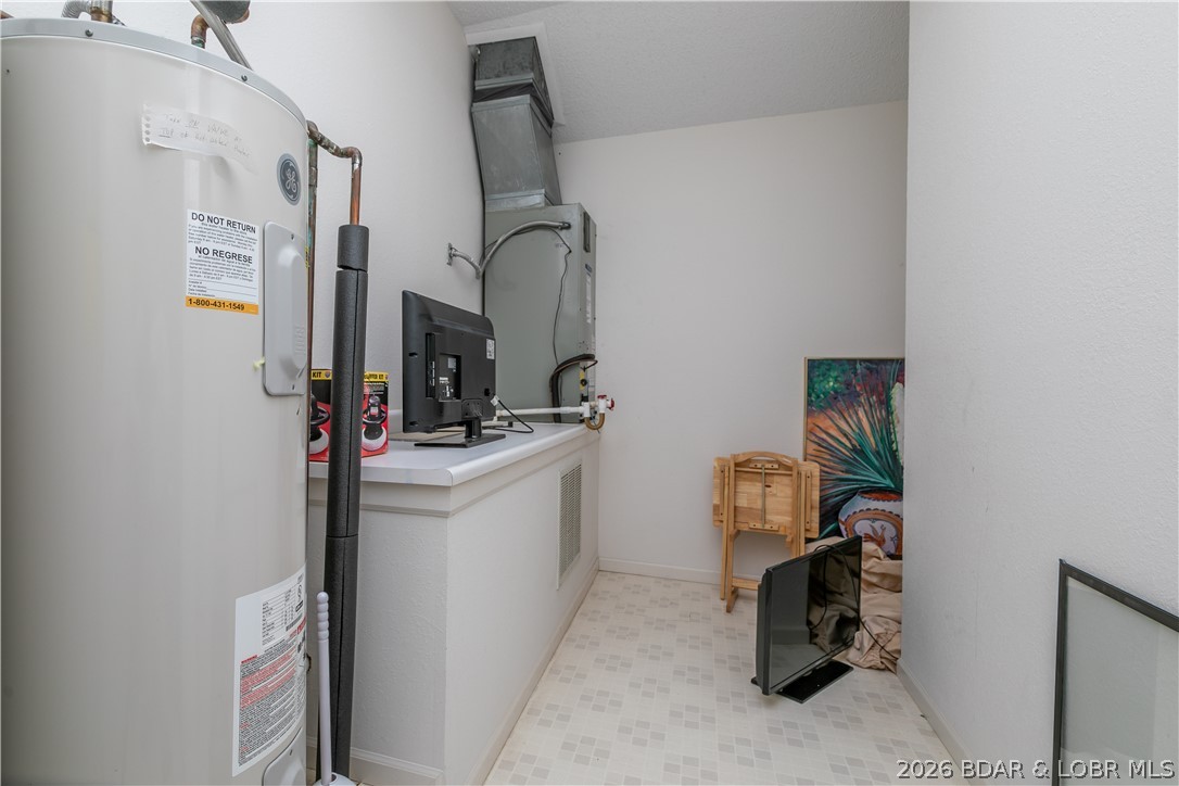 The Falls Condo - Residential