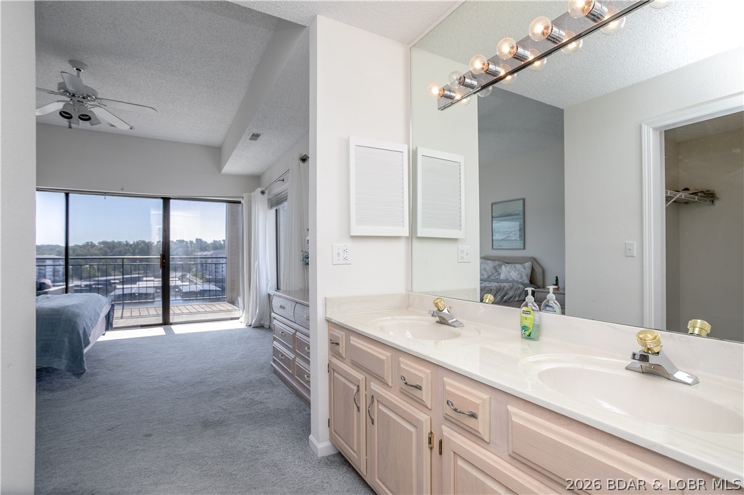 The Falls Condo - Residential