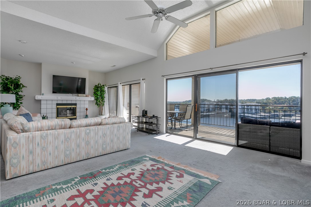 The Falls Condo - Residential