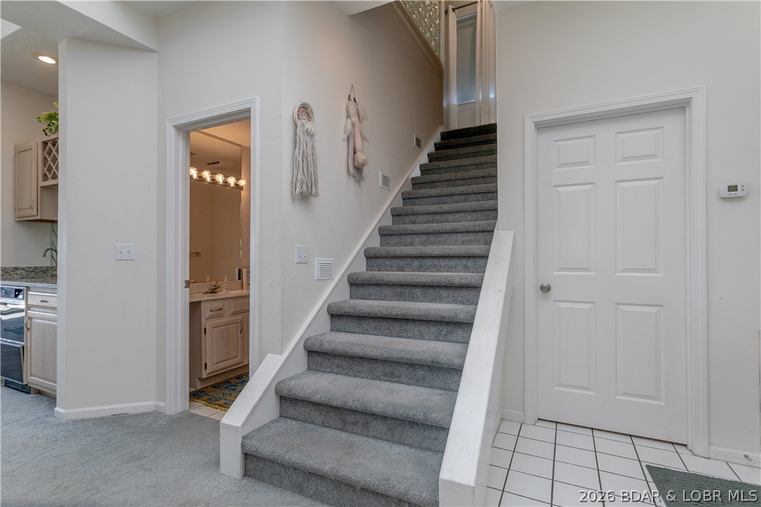 The Falls Condo - Residential