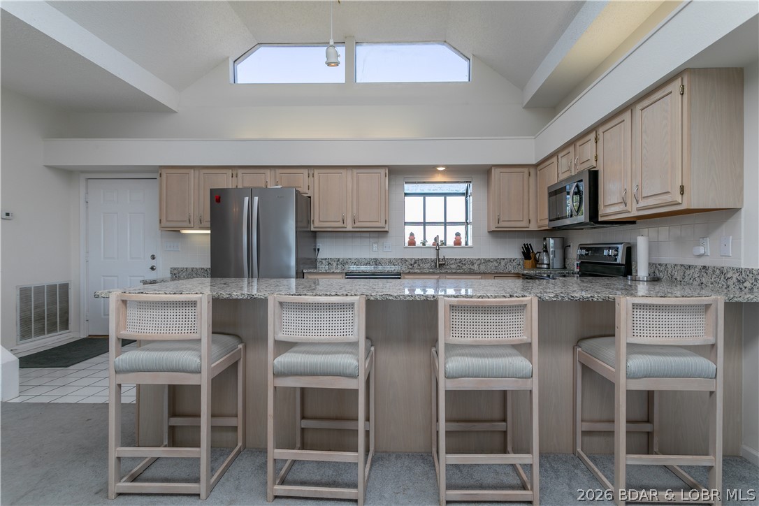 The Falls Condo - Residential