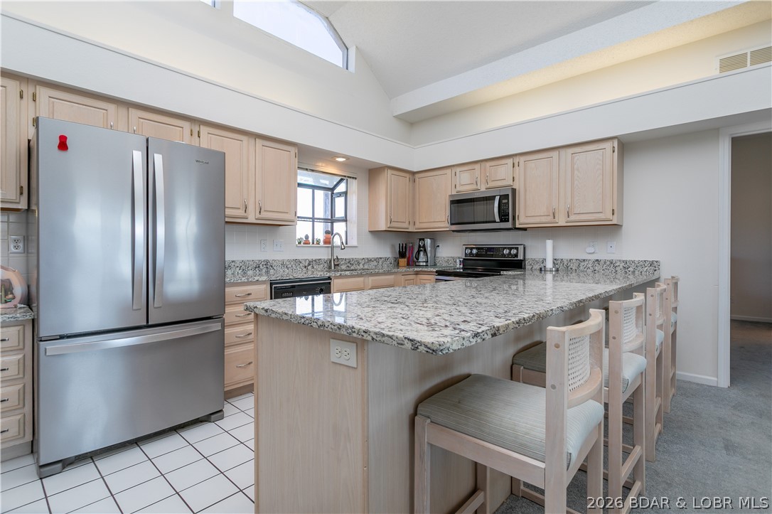 The Falls Condo - Residential