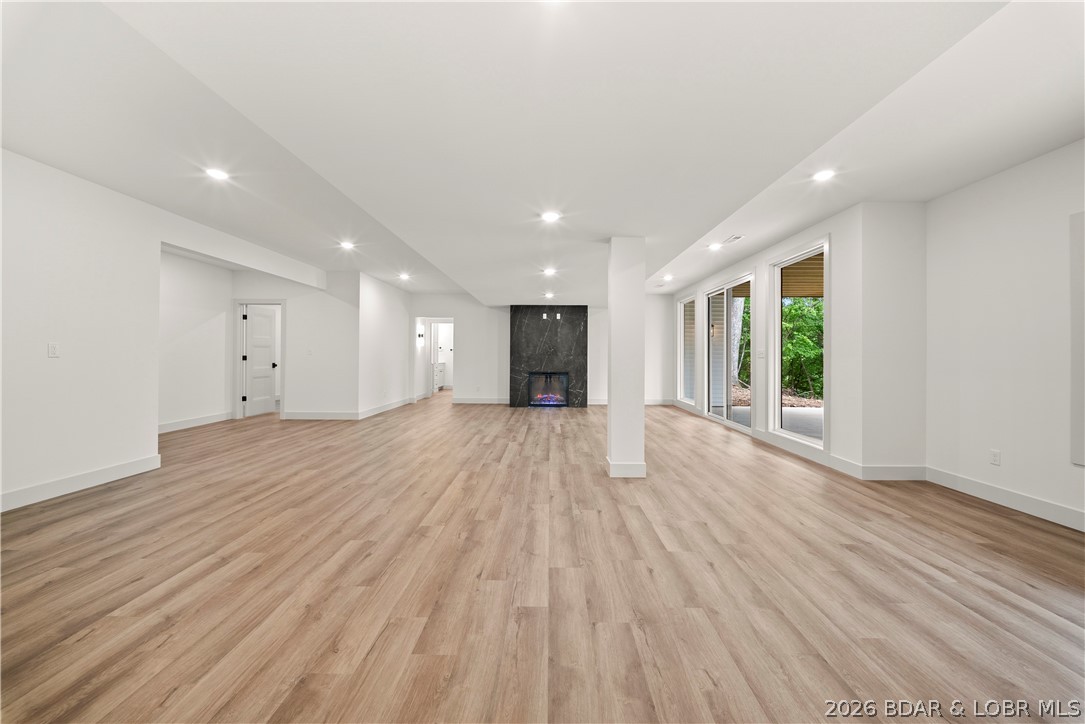 Grand Point - Residential