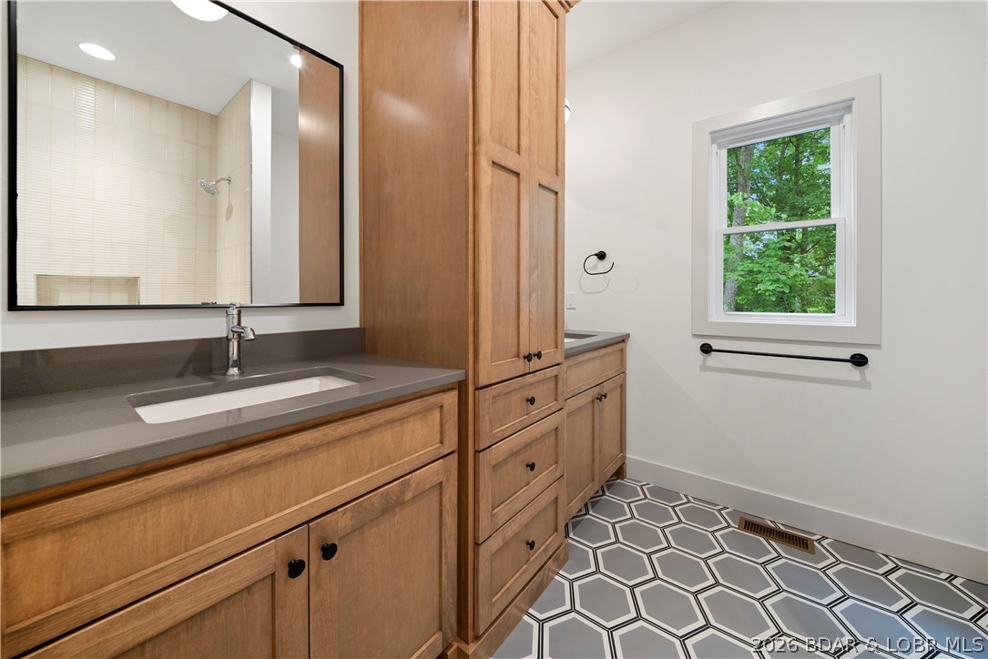 Grand Point - Residential