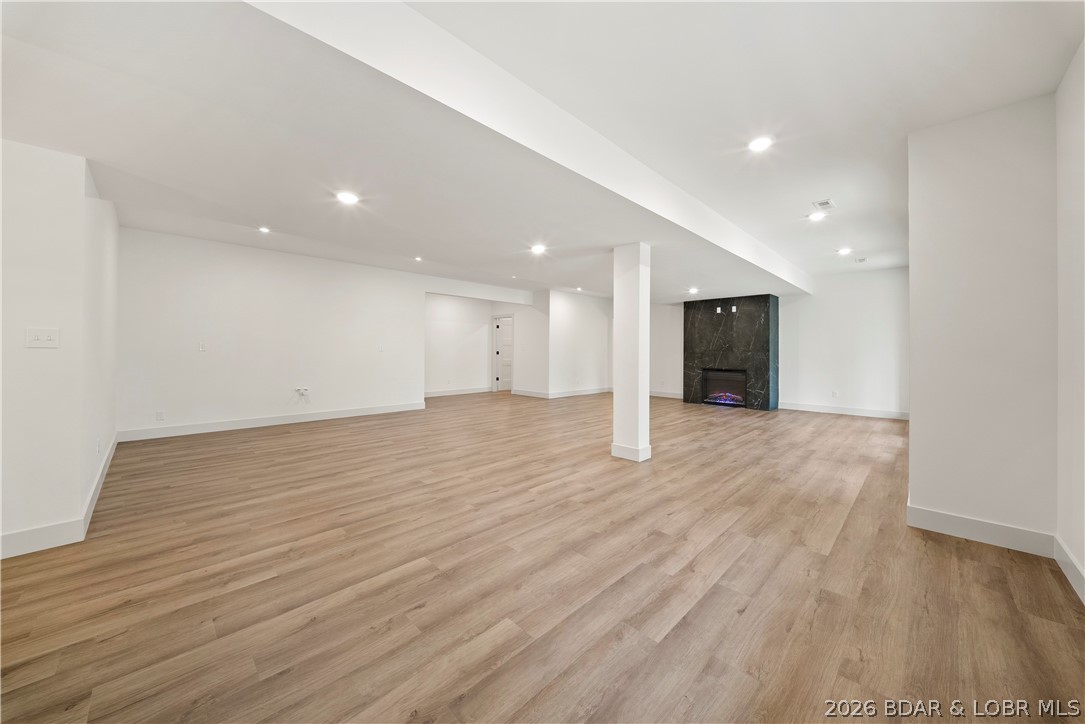 Grand Point - Residential